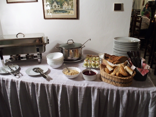 Ukázka svatebního obřadu, slavnostní tabule a rautu